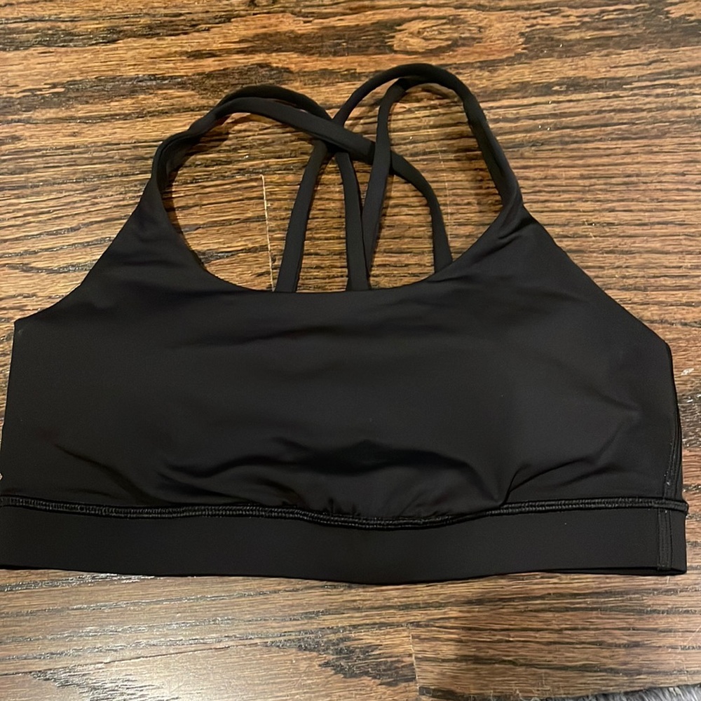 NWOT lululemon black energy bra size 8